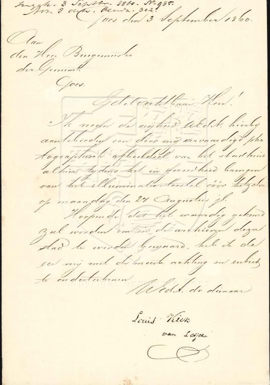 Brief van fotograaf Louis Kiek uit Leiden, waarbij hij een foto van het stadhuis met gasverlichting aanbiedt, 1860. GAG.AGG.inv.nr. 241, nr. 935