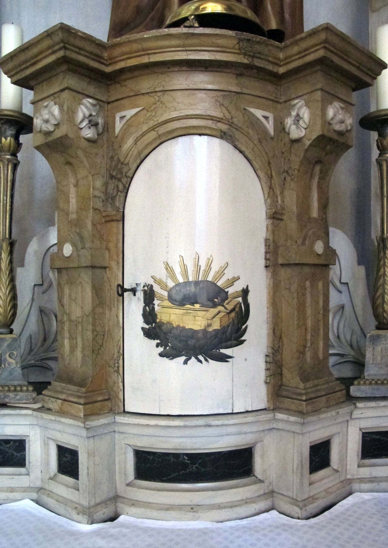 Tabernakel uit de 18e eeuw uit de katholieke schuilkerk, nu in de St. Antoniuskapel in de huidige H. Maria Magdalenakerk_1