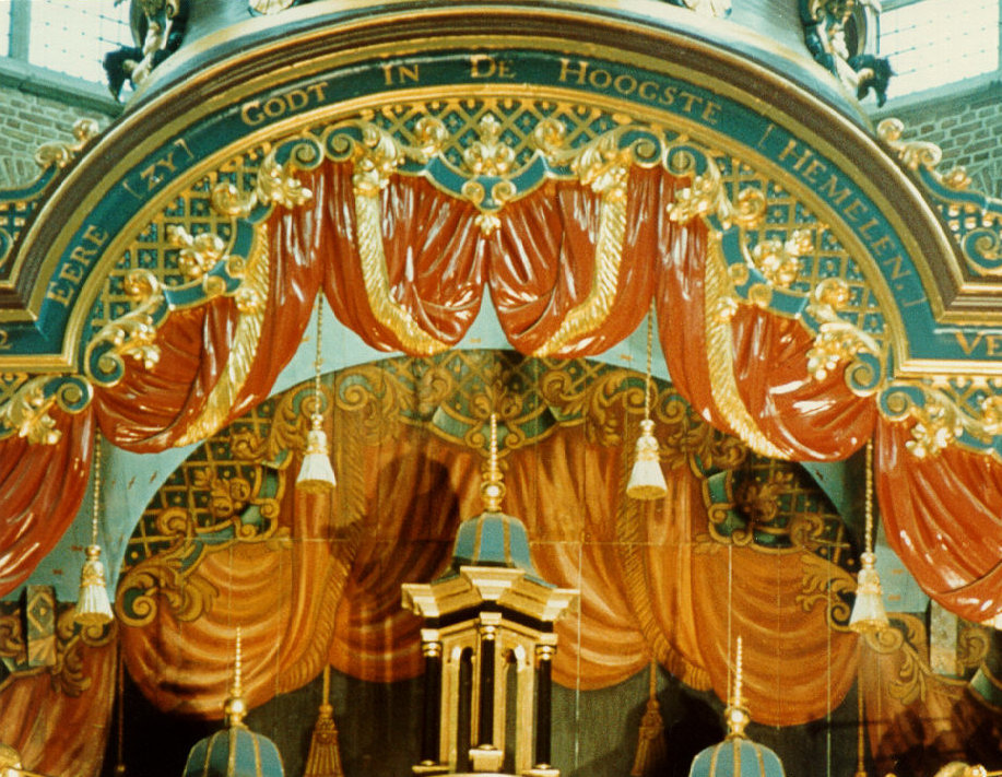 Detail van de zogenaamde Turkse kap boven het orgel, 1978.
