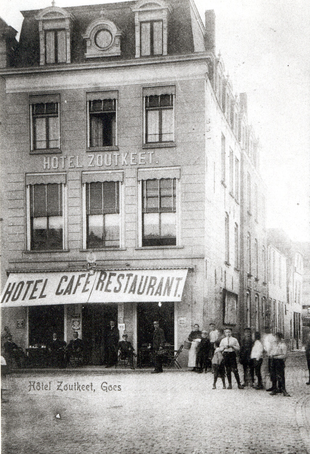 Hotel De Zoutkeet aan de Grote Markt, 1900.