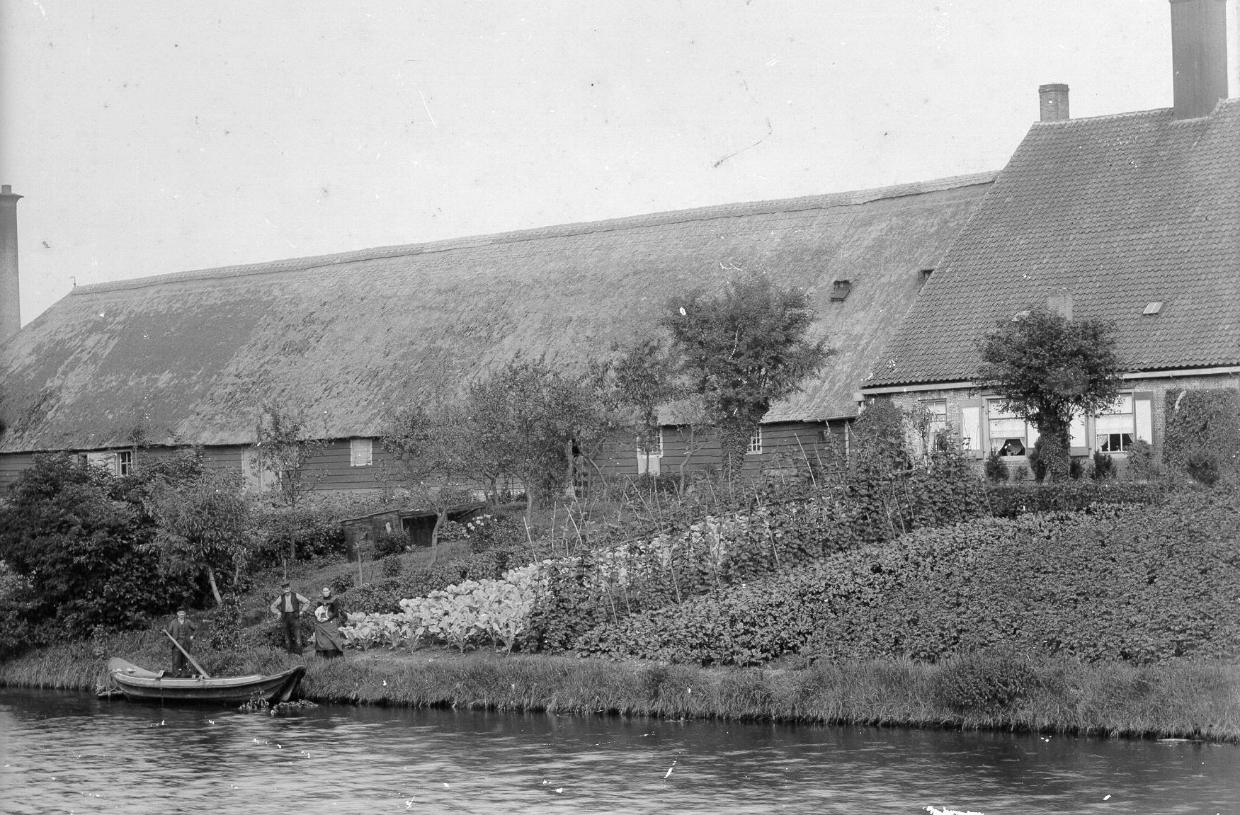 Meestoof de Zon aan de oostzijde van de haven, 1935.