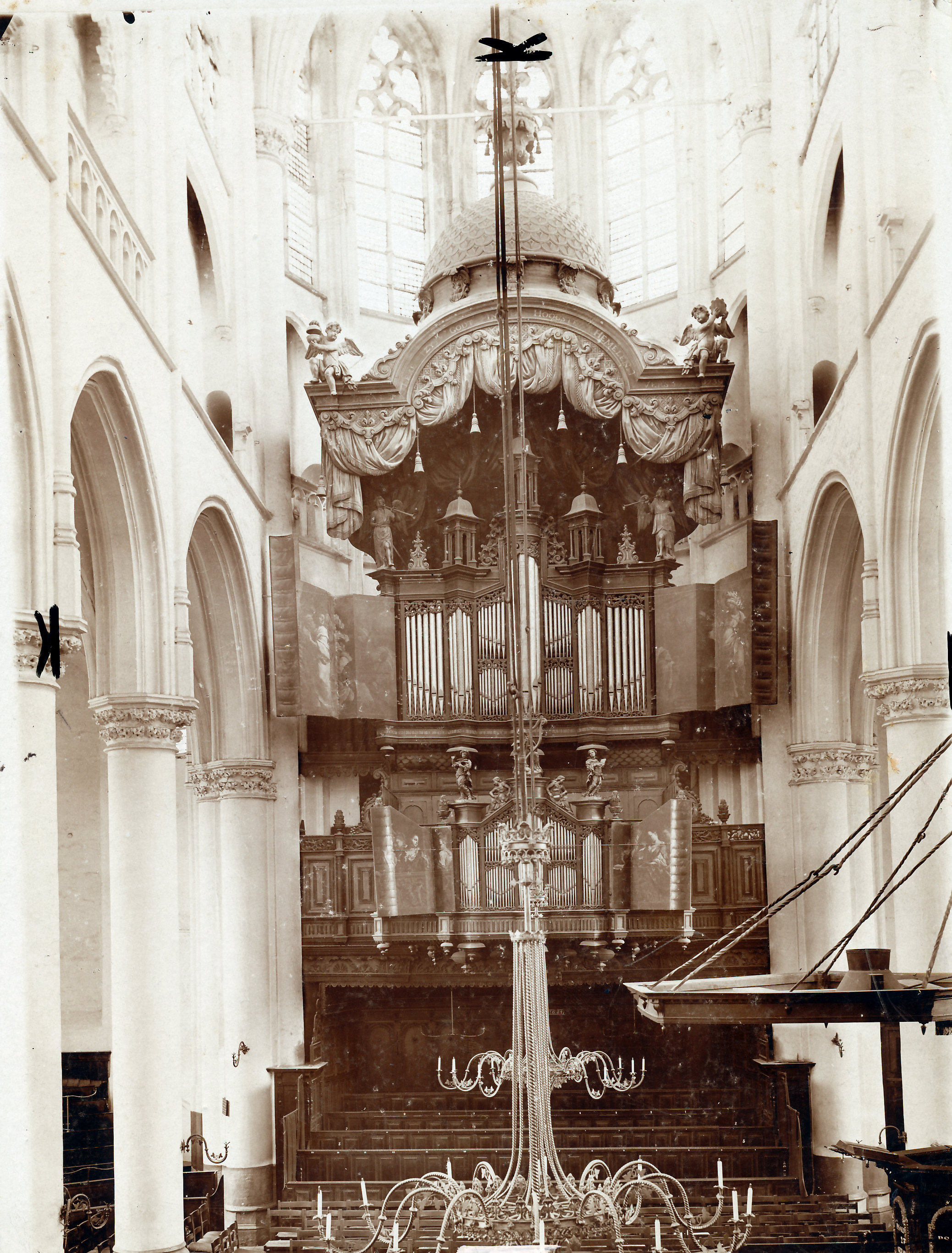 Het orgel in de Grote Kerk, 1923.