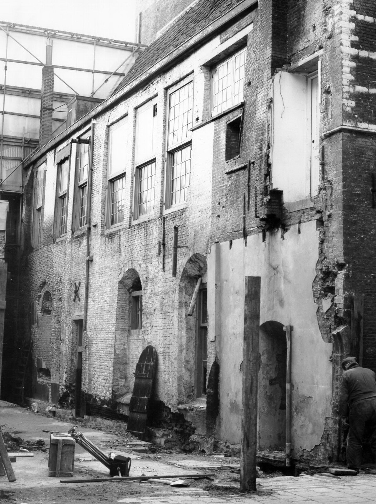 Stadhuis te Goes tijdens de restauratie van 1970.