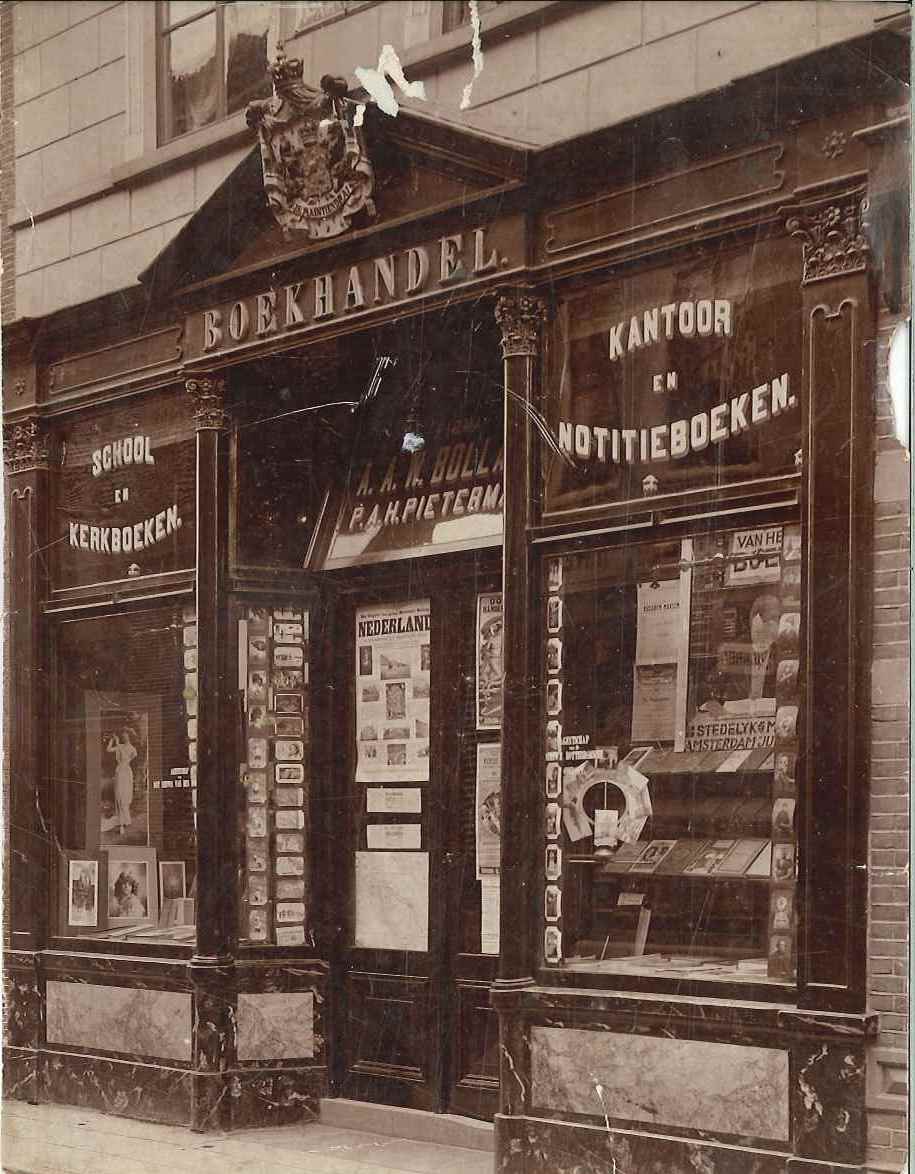 Boekhandel A.A.W. Bolland en P.A.H. Pieterman. Coll. Borgers, ds. P.H., Gemeentearchief Goes.